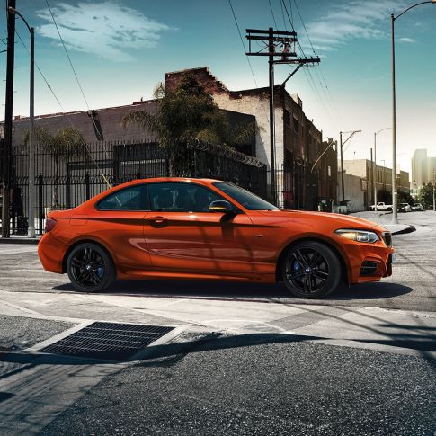 BMW 2 серии Coupe, вид сбоку BMW 2 серии Coupe, вид сбоку, внешний вид БМВ