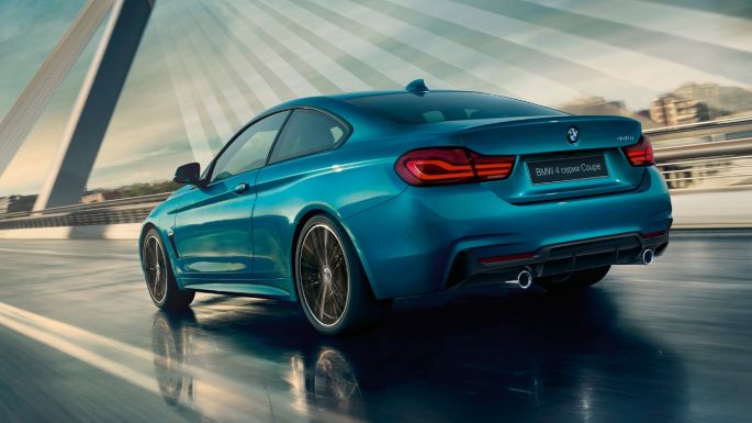 BMW 4 серии Купе, вид сзади BMW 4 серии Купе, вид сзади