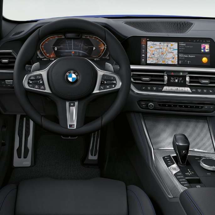Отделка BMW 4 серии Coupe G22 2020 года с пакетом M Sport Отделка эксклюзивной кожей BMW 4 серии Coupe G22 2020 года с пакетом M Sport, интерьер