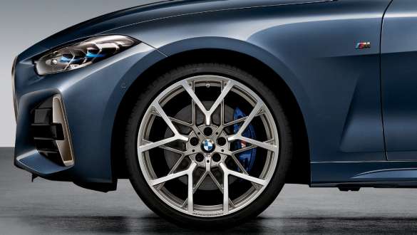 20" M Performance кованый диск Y-spoke 795 M Bicolor Ferric Grey, матовый, шлифованный, один диск без шины, передний, BMW 4 серии Coupe G22 2020 20" M Performance кованый диск Y-spoke 795 M Bicolor Ferric Grey, матовый, шлифованный, один диск без шины, передний, BMW 4 серии Coupe G22 2020, крупным планом