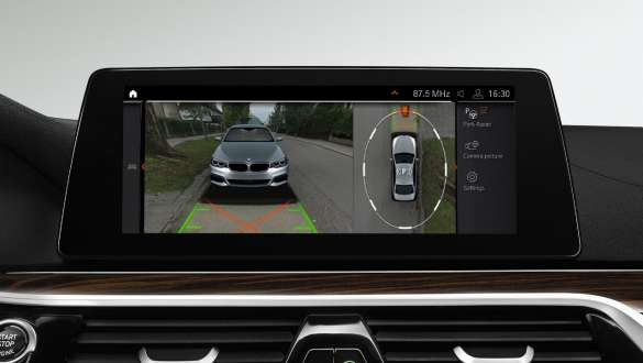 BMW 5 серия Седан, салон, ассистент парковки Plus BMW BMW 5 серия Седан, салон, ассистент парковки Plus BMW