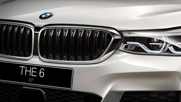 BMW 6 серии Гран Туризмо, двойная решетка радиатора BMW 6 серии Гран Туризмо, двойная решетка радиатора, вид спереди