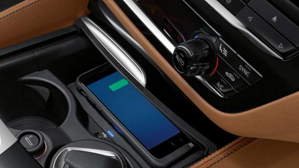 BMW 6 серии Гран Туризмо, беспроводная зарядка BMW 6 серии Гран Туризмо, беспроводная зарядка, Bluetooth