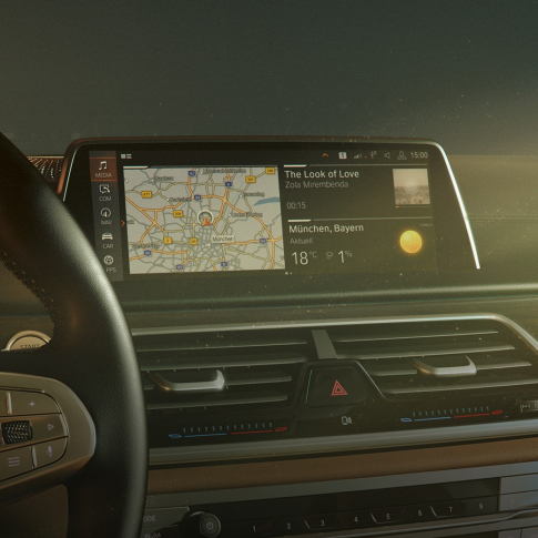 Операционная система BMW 7.0 Седан BMW 7 серии: операционная система BMW 7.0 на дисплее управления