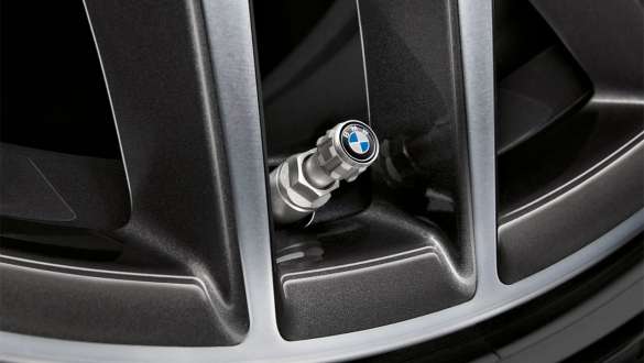 Комплект колпачков для колесных вентилей BMW. Комплект колпачков для колесных вентилей BMW.