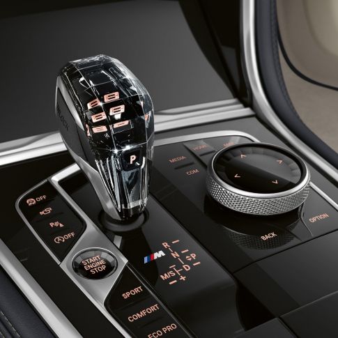 Стеклянные аппликации Crafted Clarity G16 BMW 8 серии Gran Coupe: стеклянные аппликации Crafted Clarity G16