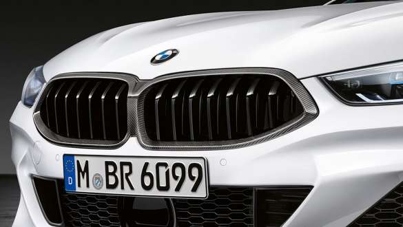 Карбоновая решетка радиатора M Performance Карбоновая решетка радиатора M Performance