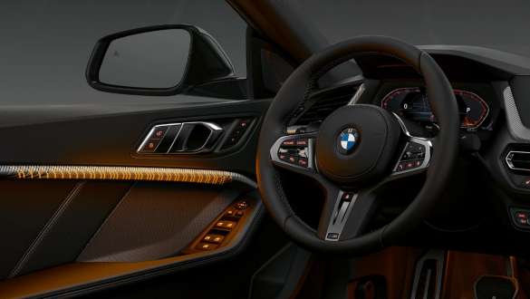 Декоративные планки «Illuminated Brooklyn» для отделки интерьера модели BMW M235i xDrive Gran Coupé Декоративные планки «Illuminated Brooklyn» для отделки интерьера модели BMW M235i xDrive Gran Coupé F44