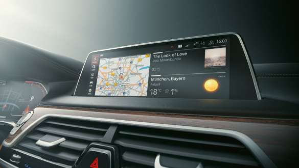 Операционная система BMW 7.0 BMW M760Li xDrive, система управления