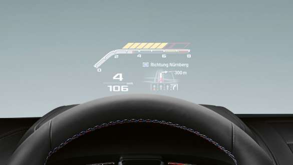 Эксклюзивный проекционный дисплей M F92. BMW M8 Coupe с эксклюзивным проекционным дисплеем М F92.