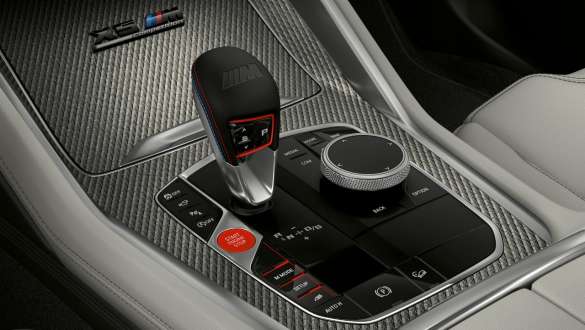 Рычаг селектора M с функцией Drivelogic модели BMW X5 M Competition Рычаг селектора M с функцией Drivelogic модели BMW X5 M Competition F95, интерьер