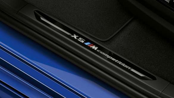 Накладки на дверные пороги с надписью «X5 M Competition» модели BMW X5 M Competition Накладки на дверные пороги с надписью «X5 M Competition» модели BMW X5 M Competition F95, экстерьер