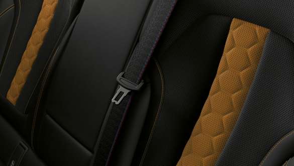 Ремни безопасности M модели BMW X6 M Competition Ремни безопасности M модели BMW X6 M Competition F96 2020 МГ, интерьер
