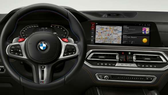 Эксклюзивная панель приборов M модели BMW X6 M Competition Эксклюзивная панель приборов M модели BMW X6 M Competition F96 2020 МГ, SUV, место водителя