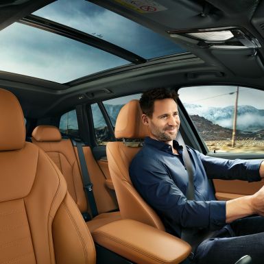 Интерьер BMW X3 M40i Интерьер BMW X3 M40i