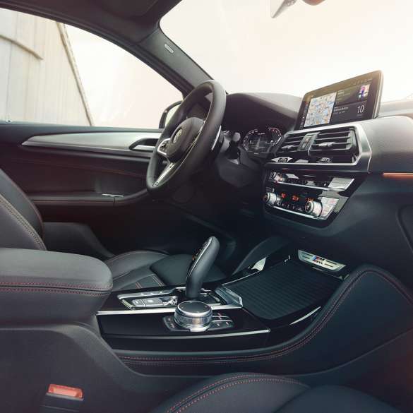 Интерьер BMW X4 SUV G02 BMW X4 SUV G02 интерьер, салон