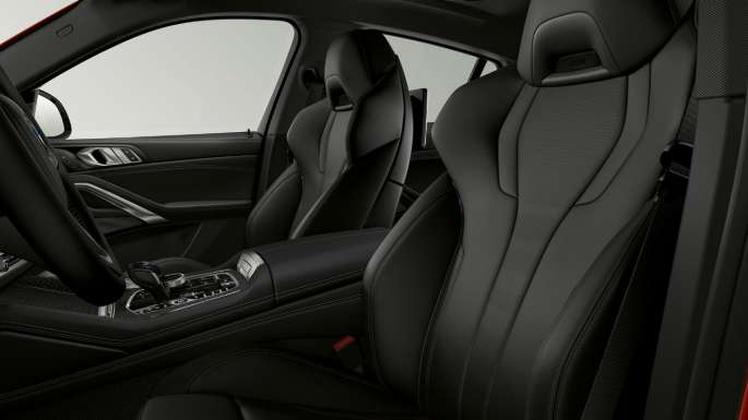 BMW X6 в версии BMW xLine, отделка Интерьер BMW X6 в версии BMW xLine, фокусировка на отделке