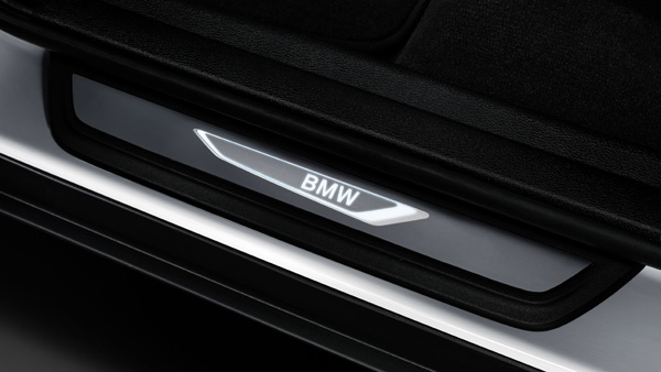 Накладки на пороги BMW Накладки на пороги BMW