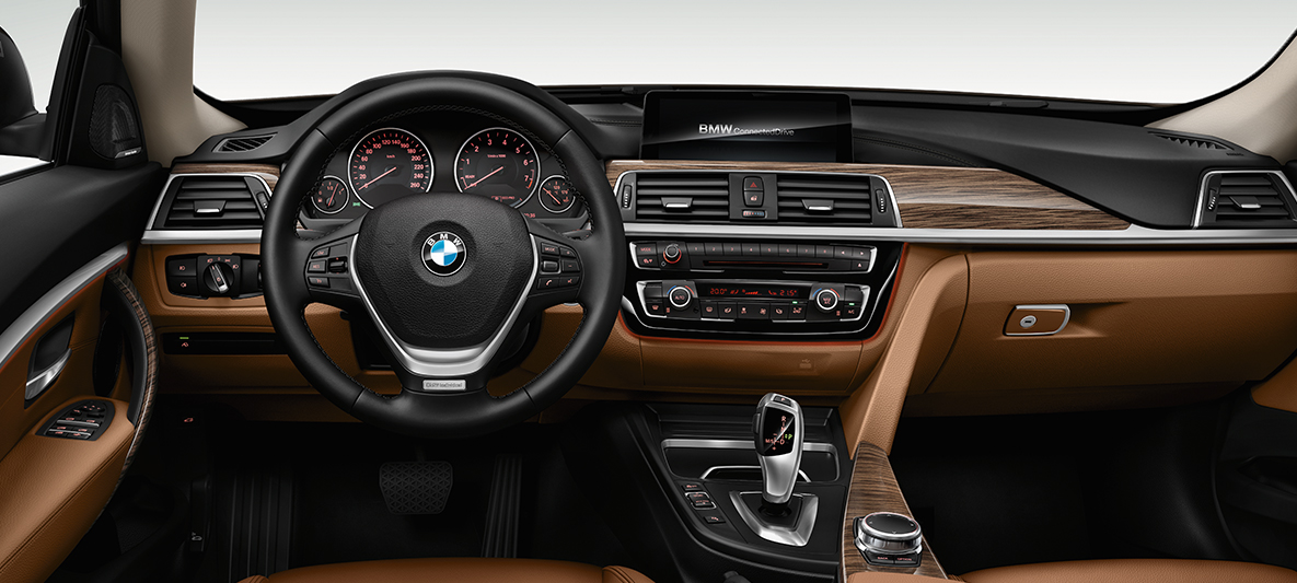 BMW 3 серии Luxury Line, приборная панель. BMW 3 серии Luxury Line, приборная панель, салон, интерьер.