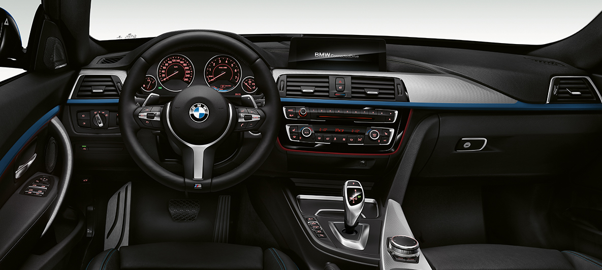 BMW 3 серии Гран Туризмо M Sport, приборная панель. BMW 3 серии Гран Туризмо M Sport, приборная панель, интерьер, салон.