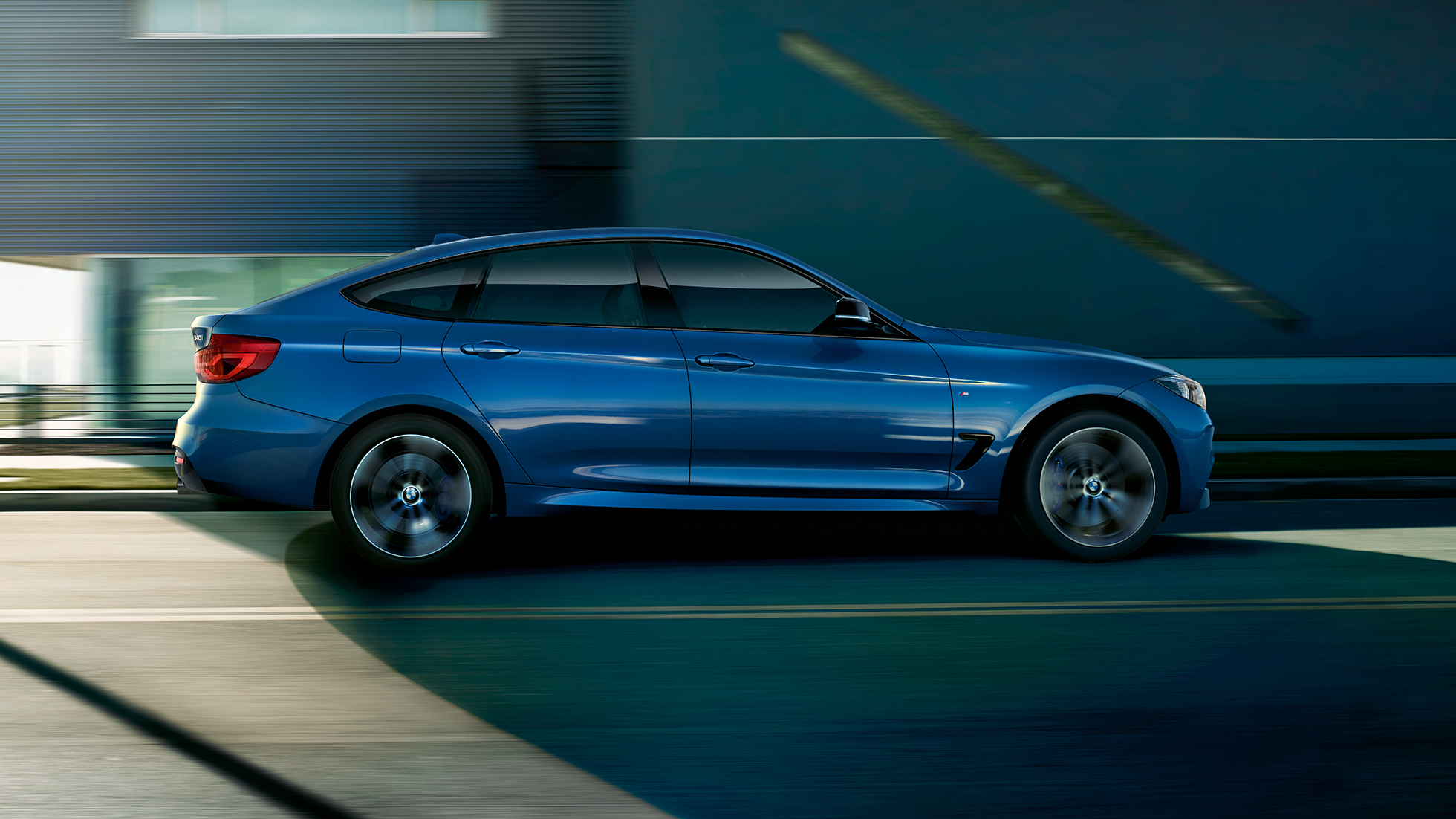 BMW 3 серии Гран Туризмо, вид сбоку BMW 3 серии Гран Туризмо, вид сбоку
