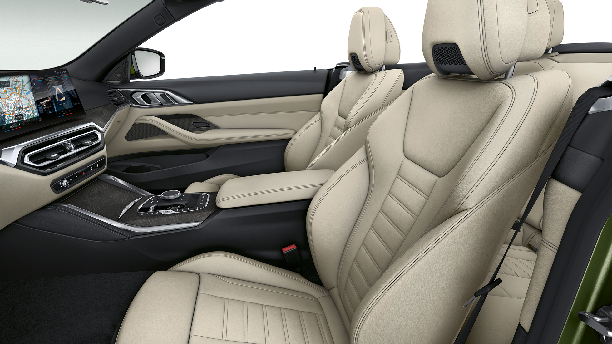 Спортивные сиденья с кожаной обивкой, салон BMW 4 серии Cabrio G23 2020 исполнение M Sport 