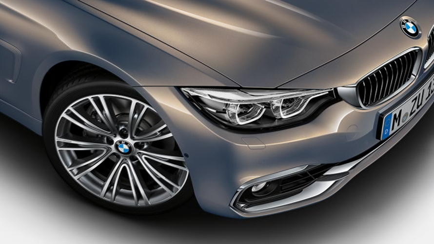 BMW 4 серии Gran Coupe, вид спереди с поворотом в три четверти. BMW 4 серии Gran Coupe, вид спереди с поворотом в три четверти, БМВ 4 Гран Купе.