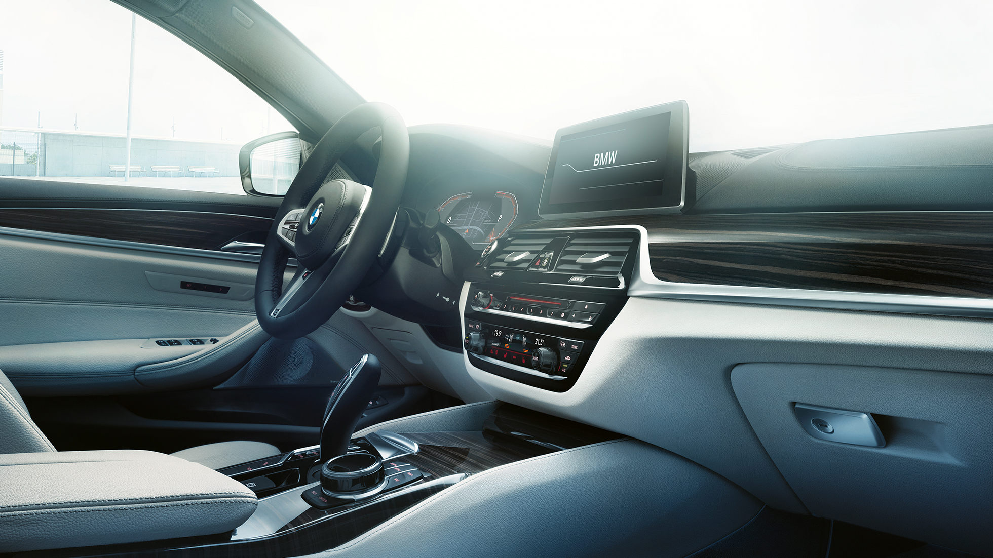 BMW 5 серия Седан, салон. BMW 5 серия Седан, салон, БМВ 5 седан, интерьер, приборная панель.