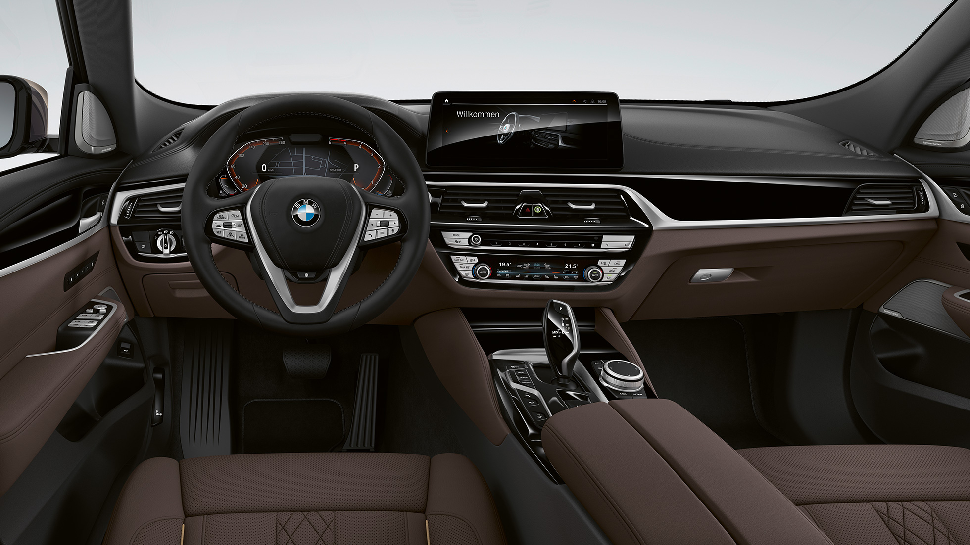 Место водителя BMW 6 серии GT G32 2020 года, оснащение Luxury Line BMW 6 серии GT G32 640d xDrive 2020 года, оснащение Luxury Line, отделка эксклюзивной кожей Nappa «Мокка», интерьер