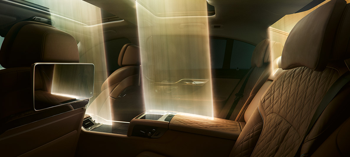 BMW 7 Series Sedan interior BMW 7 Series Sedan interior: light incidence through Panorama glas roof