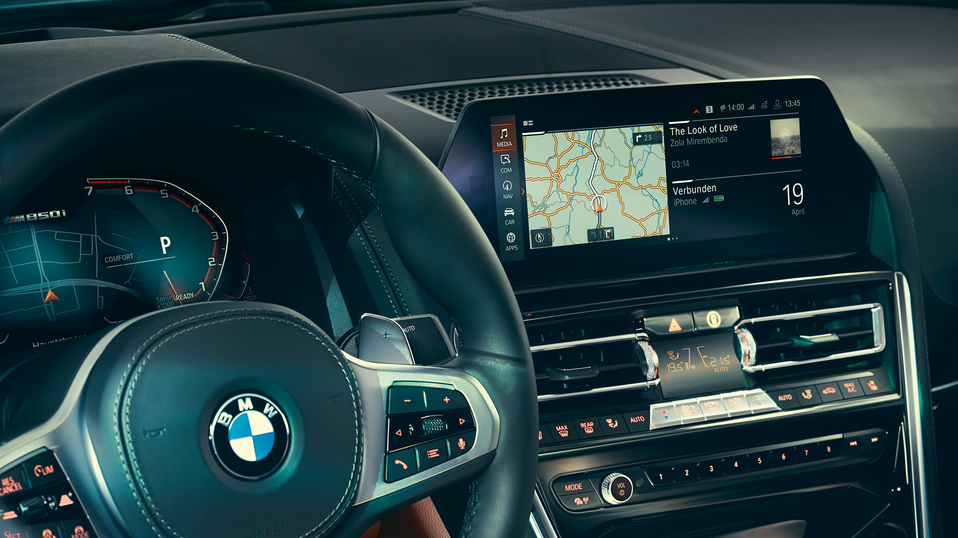 BMW 8 серии Coupe, интерьер BMW 8 серии Coupe, cockpit, интерьер с видом на руль