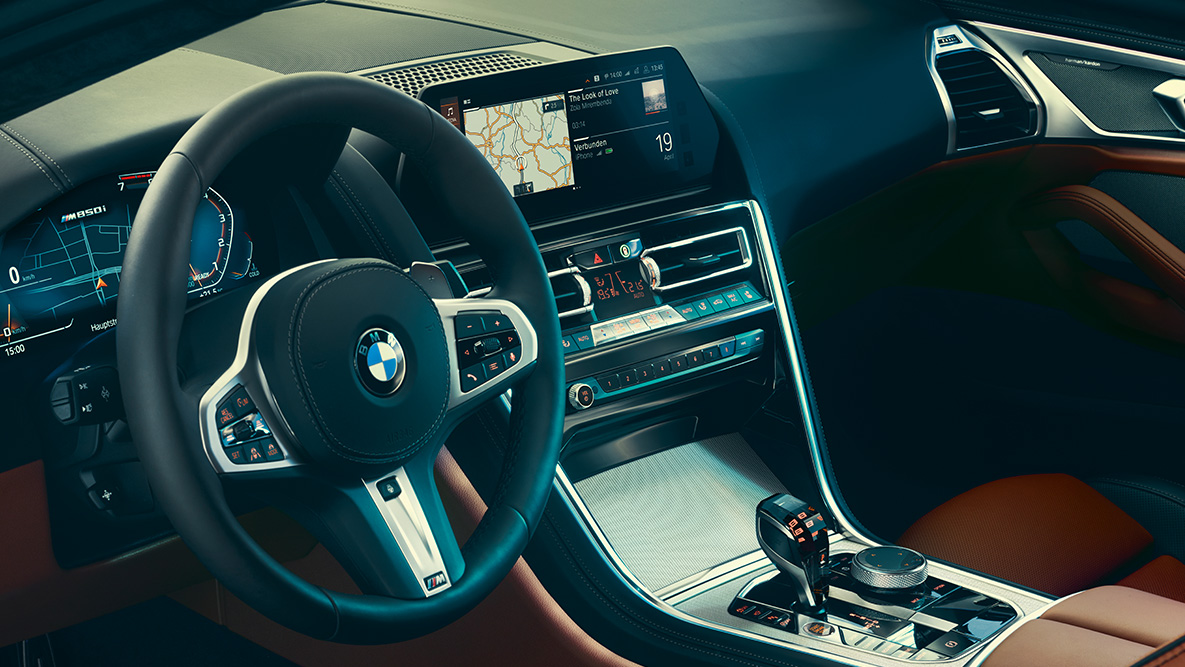 BMW 8 серии Coupe, салон. BMW 8 серии Coupe, салон, салон крупным планом