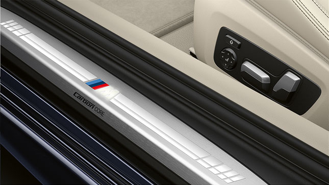 BMW 8 серии, логотип BMW M G15 BMW 8 серии, логотип BMW M G15