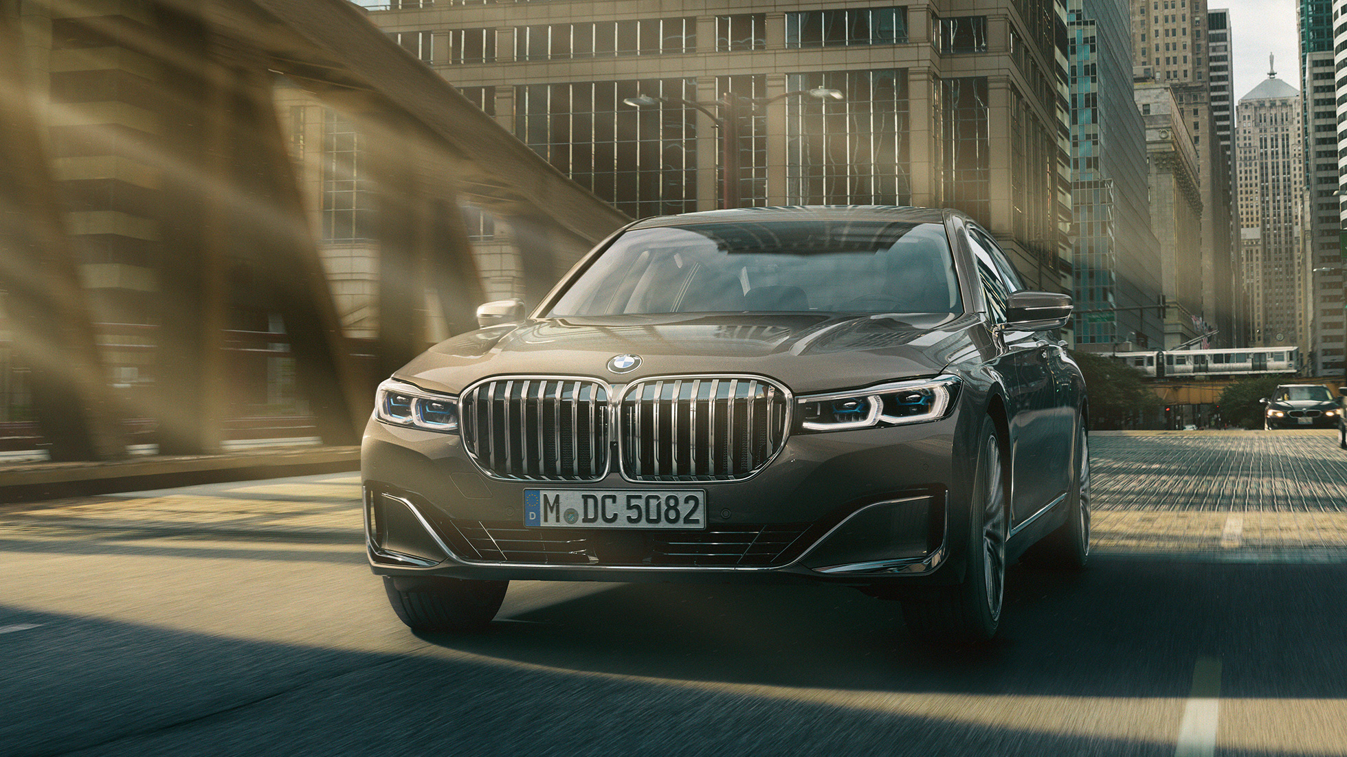 BMW 7 серии G12 BMW M760Li xDrive, линамика G12