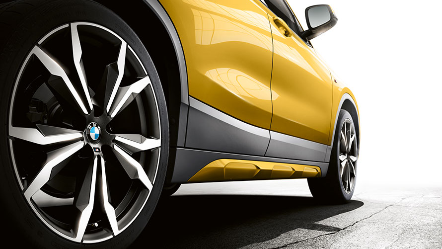 Боковые пороги для BMW X2. Боковые пороги для BMW X2, колеса, БМВ.