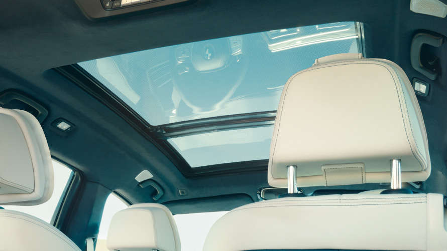 Панорамная стеклянная крыша BMW Х7 G07 2019