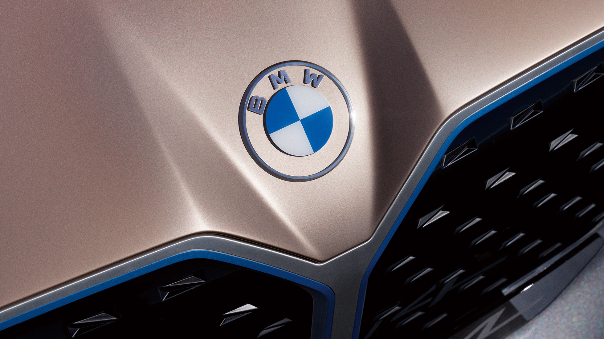Новый логотип BMW, BMW Concept i4 2020 G26 Новый логотип BMW, BMW Concept i4 2020 G26