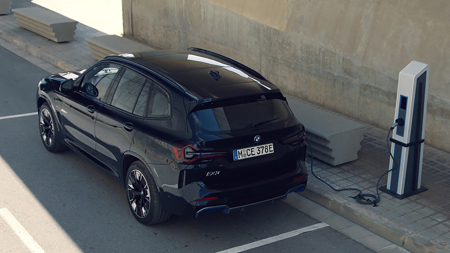 Электромобили BMW, BMW iX3, высоковольтная батарея, видео Электромобили BMW, BMW iX3, высоковольтная батарея, видео