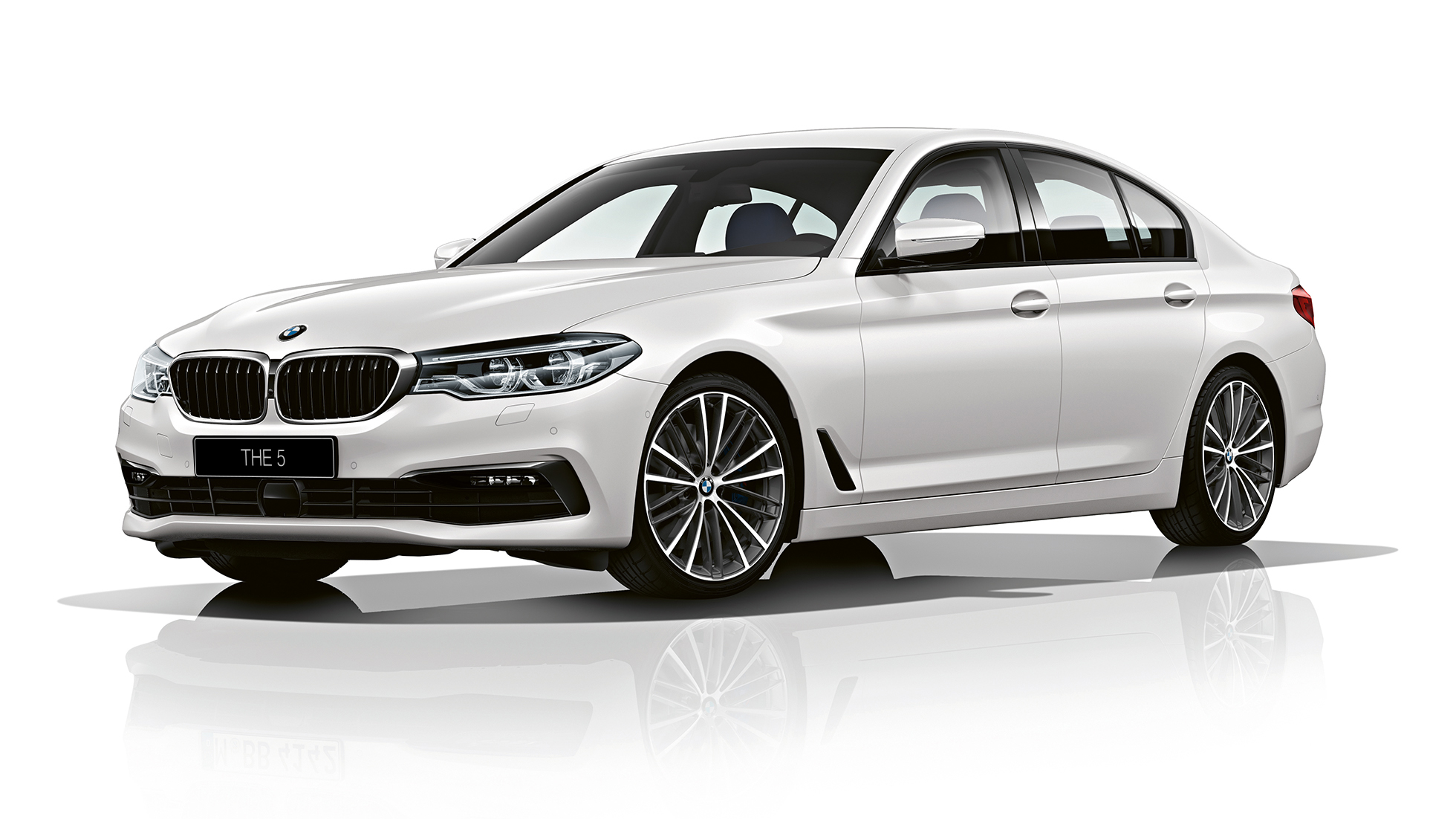 BMW 5 серия Sport Line, вид спереди с поворотом в три четверти BMW 5 серия Sport Line, вид спереди с поворотом в три четверти, внешний вид, экстерьер, БМВ