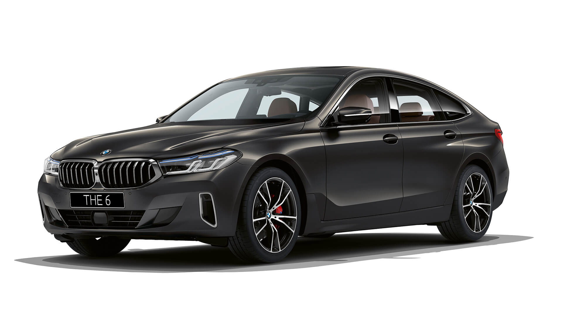 BMW 6 серии GT G32 2020 года, оснащение Luxury Line BMW 6 серии GT G32 640d xDrive 2020 года, оснащение Luxury Line, цвет «Серый Дравит», вид спереди с поворотом в три четверти