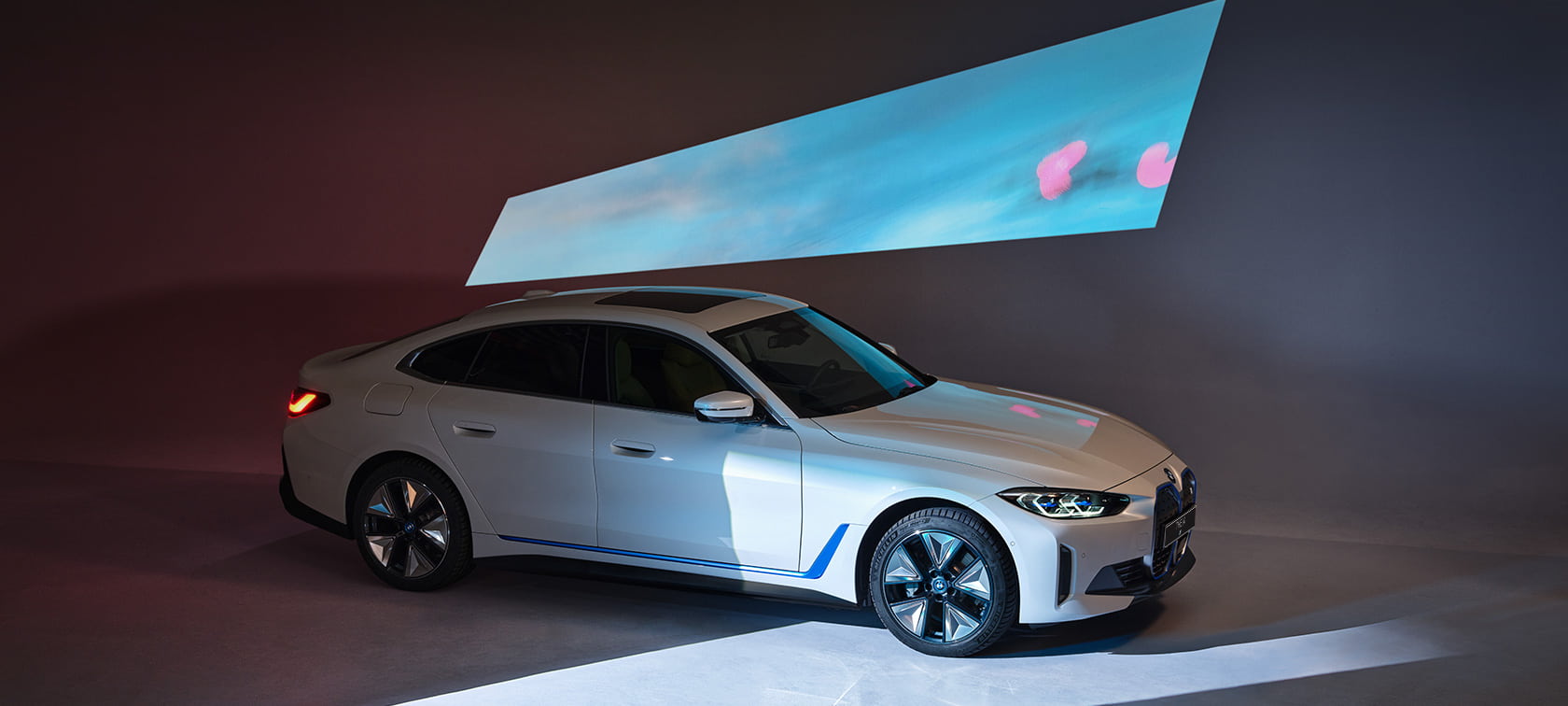 BMW i4 2021 G26, изображение 1 Электромобиль BMW i4 Gran Coupe 2021 G26, изображение 1