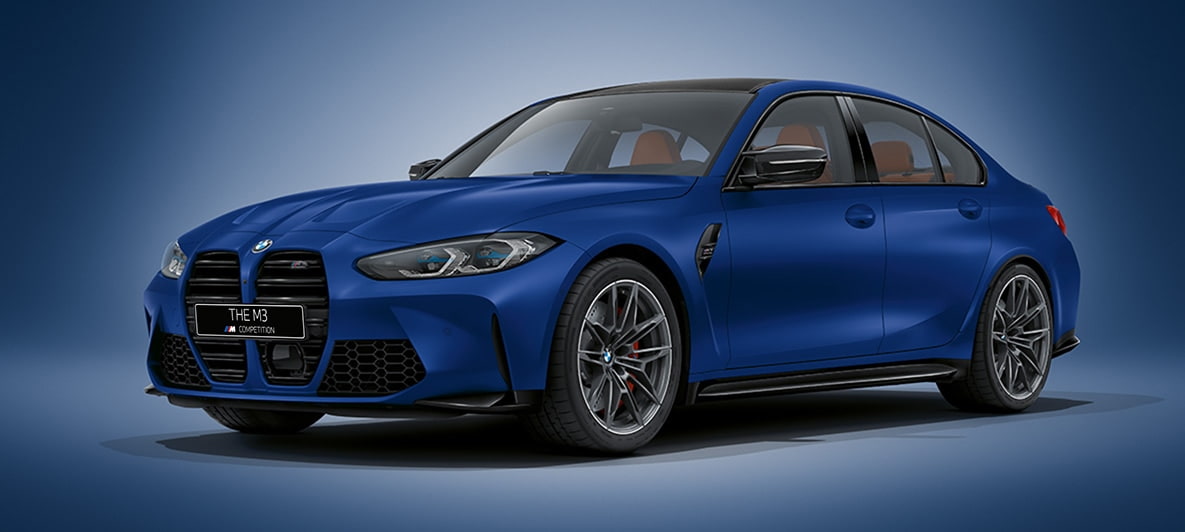BMW M3 G80 2020 "BMW Individual Морозный Синий Портимау металлик" BMW M3 G80 2020 "BMW Individual Морозный Синий Портимау металлик", вид спереди в три четверти в статике