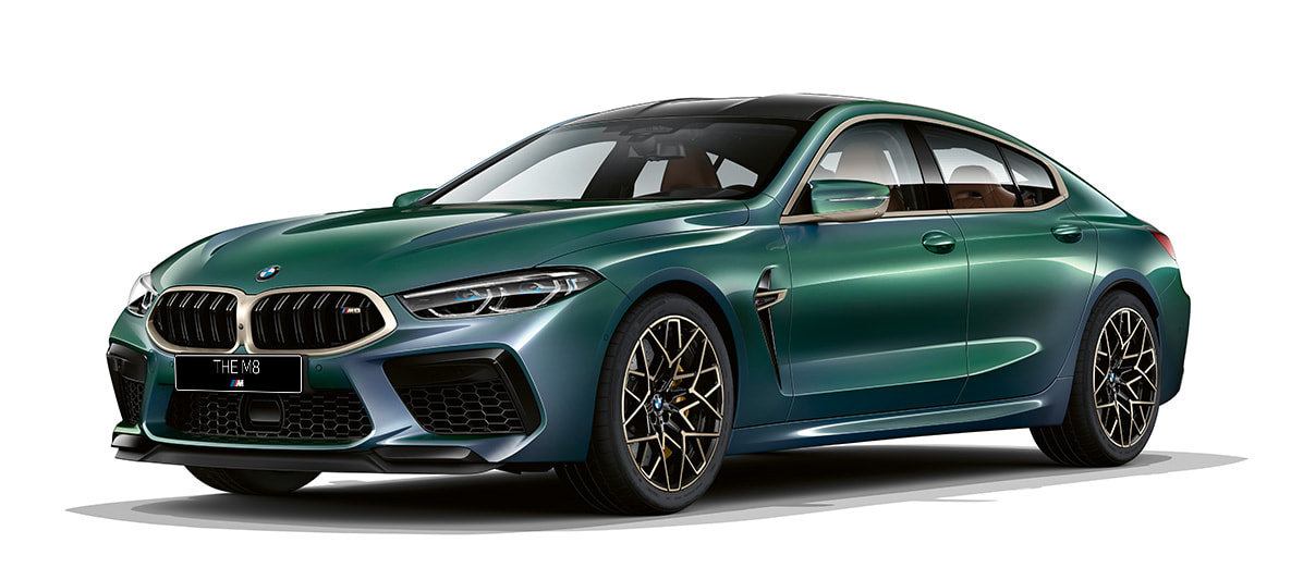 BMW M8 Gran Coupe First Edition, вид спереди с поворотом в три четверти BMW M8 Gran Coupe First Edition F93 2020 МГ цвета Aurora Diamond (металлик) из линейки BMW Individual, вид спереди с поворотом в три четверти