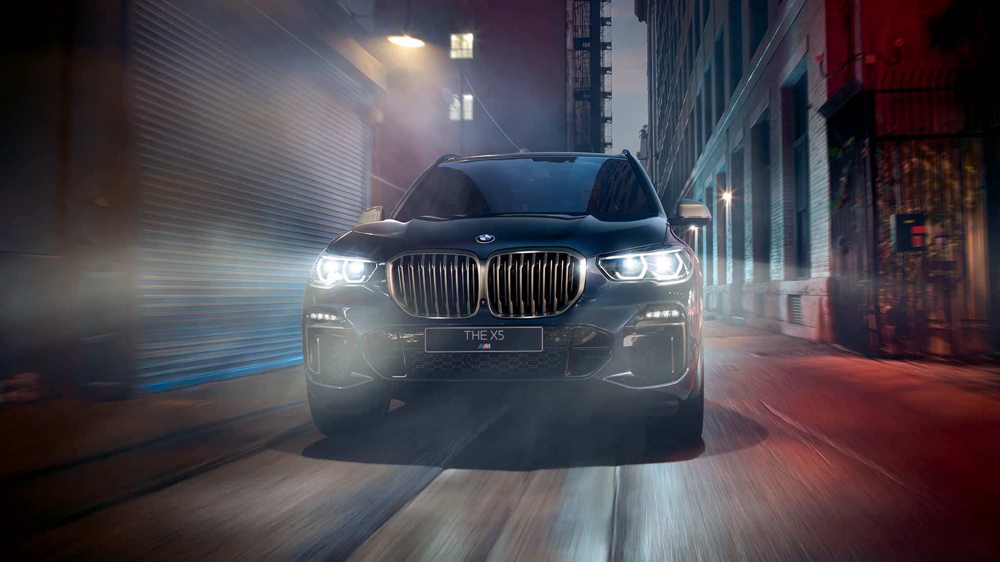 Решетка радиатора BMW X5 M50i и M50d SUV G05 Решетка радиатора BMW цвета Серый Церий, BMW X5 M50i и M50d SUV G05 в черном цвете Carbon (металлик), вид спереди