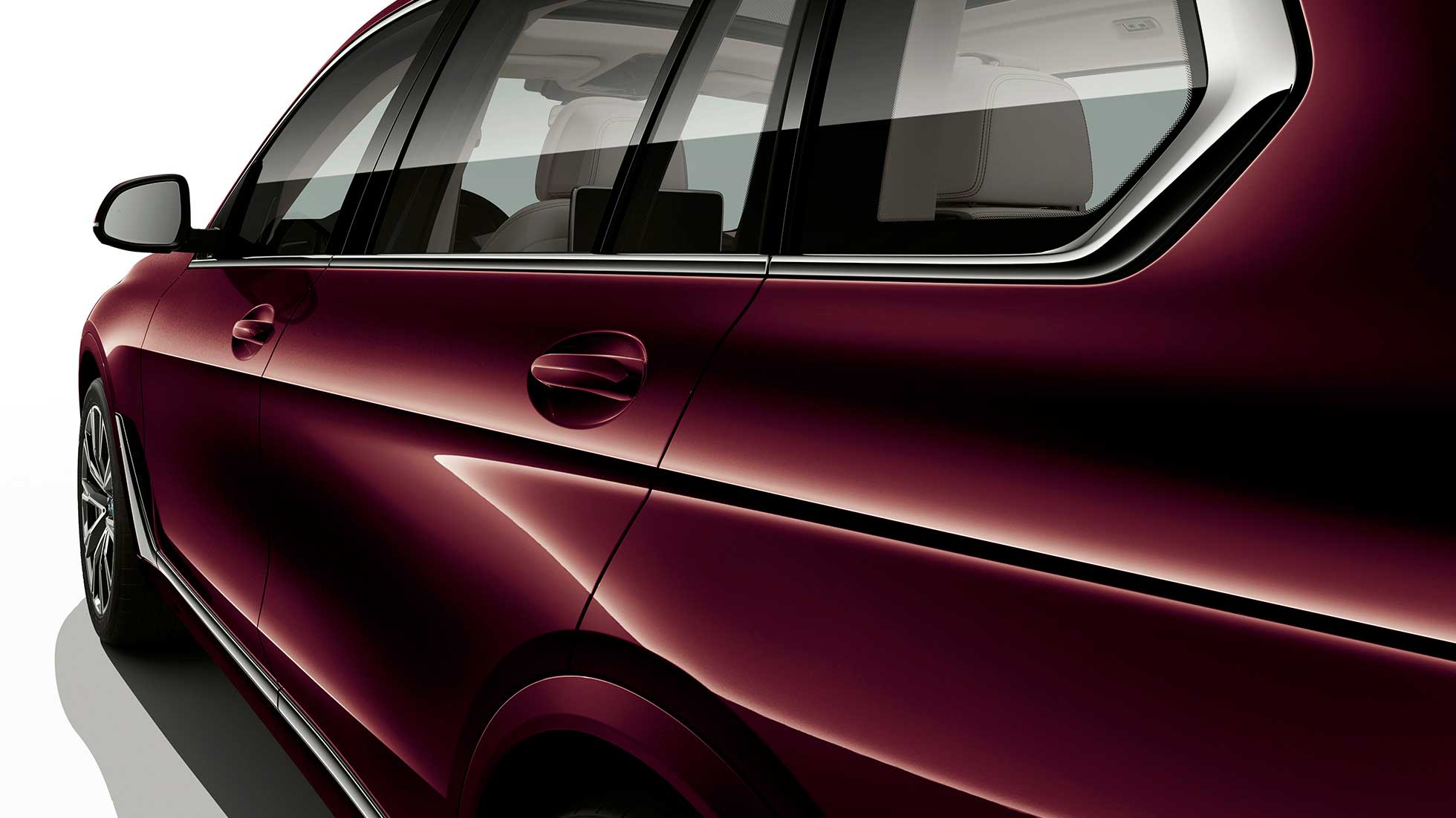 BMW Individual X7 40i xDrive, вид сбоку BMW Individual X7 40i xDrive, вид сбоку
