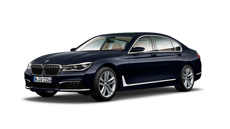 BMW 730Ld xDrive Синий Империал, вид спереди с поворотом в три четверти, БМВ 7 серии.