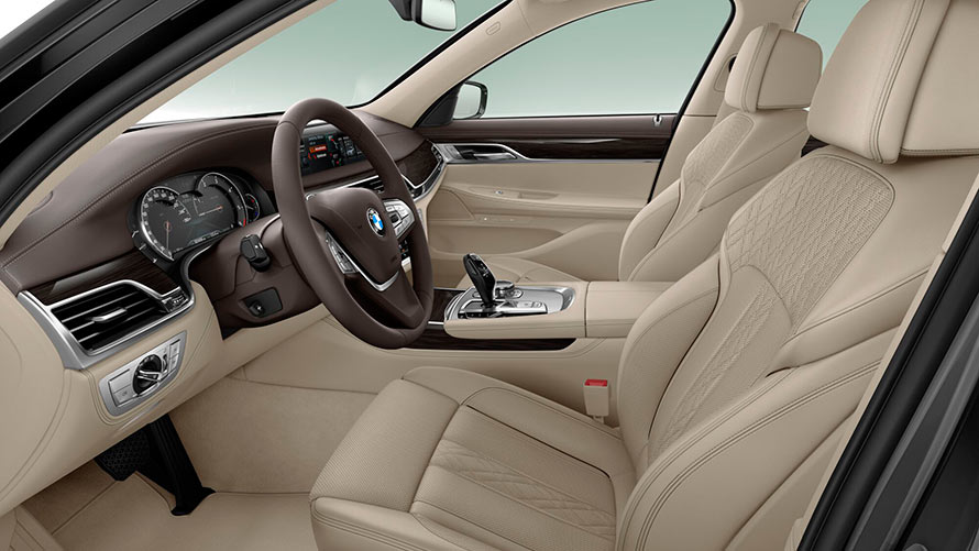 BMW 730Ld xDrive Синий Империал, салон. БМВ 7 серии, BMW 730Ld xDrive Синий Империал, интерьер, сиденья, салон.