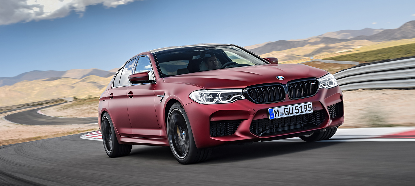  BMW M5    BMW
