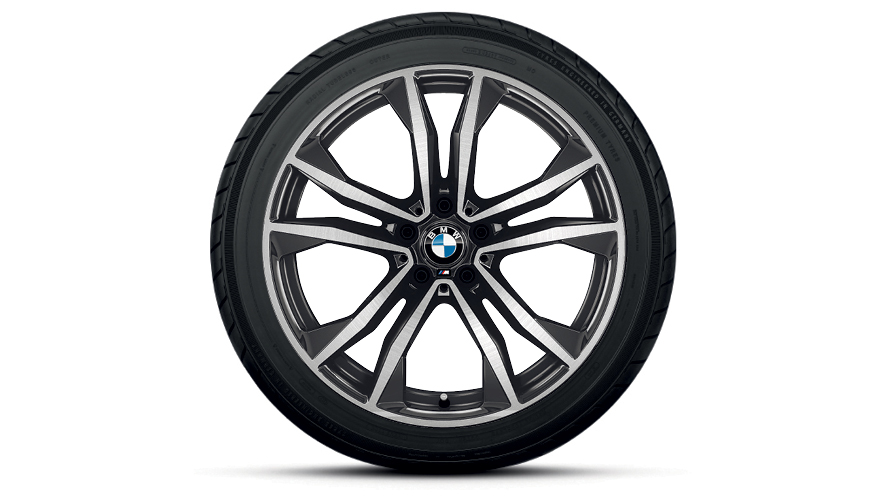 19" Double Spoke 715M. 19" Double Spoke 715M.