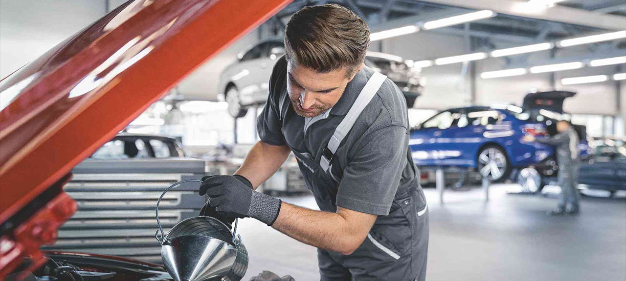 oil bmw oil man